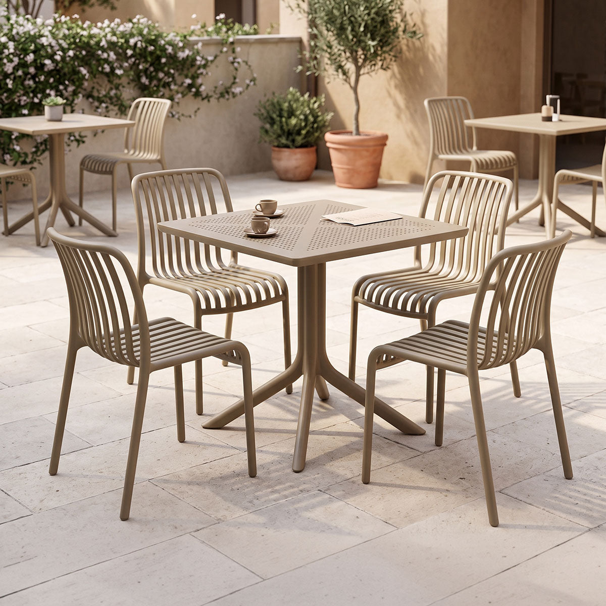 Τραπεζαρία Zoi Groovy  σετ 5τεμ cappuccino PP 80x80x74εκ