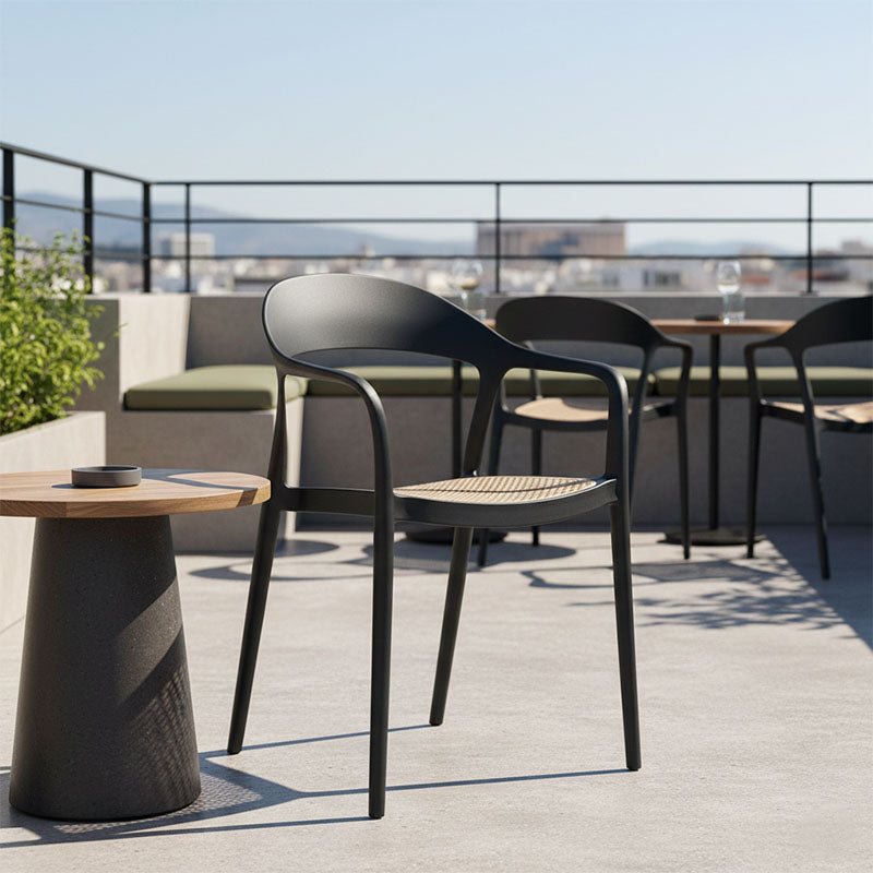 Πολυθρόνα Ember στοιβαζόμενη  με UV protection PP μπεζ-μαύρο 52.5x56.5x81εκ. - Pakobazaar