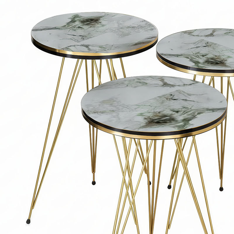 Βοηθητικά τραπέζια Wakmi  σετ 3τεμ λευκό μπεζ μαρμάρου μελαμίνης-χρυσό μέταλλο