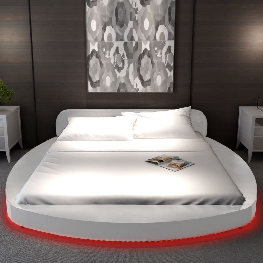Κρεβάτι με LED Λευκό 180x200 εκ. από Συνθετικό Δέρμα με Στρώμα - Pakobazaar