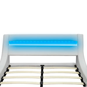 Κρεβάτι με LED Λευκό 180x200 εκ. από Συνθετικό Δέρμα με Στρώμα