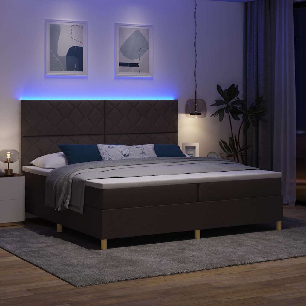 LED Κρεβάτι με βάθρο με στρώμα Σκούρο Καφέ 200 x 200 cm ύφασμα - Pakobazaar