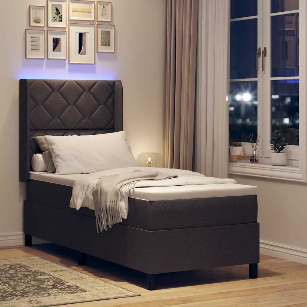 LED Κρεβάτι με βάθρο με κεφαλάρι Σκούρο Καφέ 90 x 190 cm ύφασμα - Pakobazaar