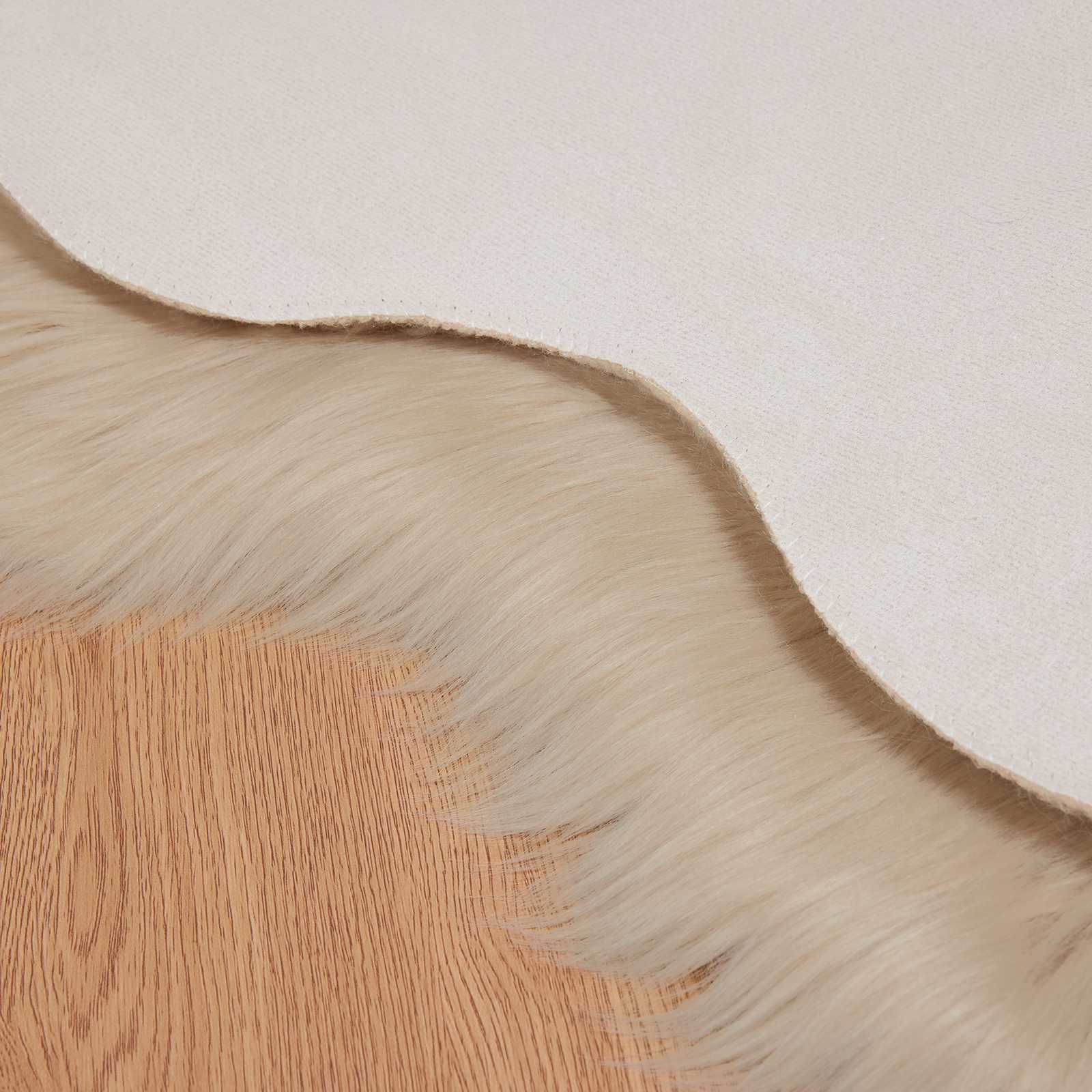 Χαλί από τεχνητό πρόβειο δέρμα TAFALLA Μπεζ 50 x 80 cm
