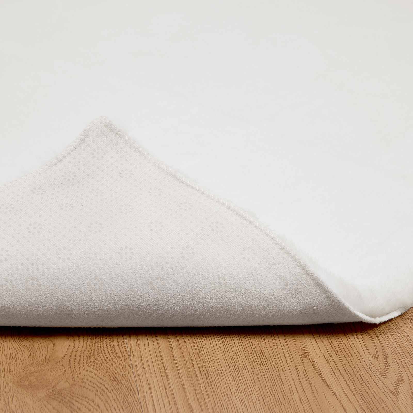 Αντιολισθητικό ψεύτικο χαλί από κουνελιού Olite Λευκό - Pakobazaar