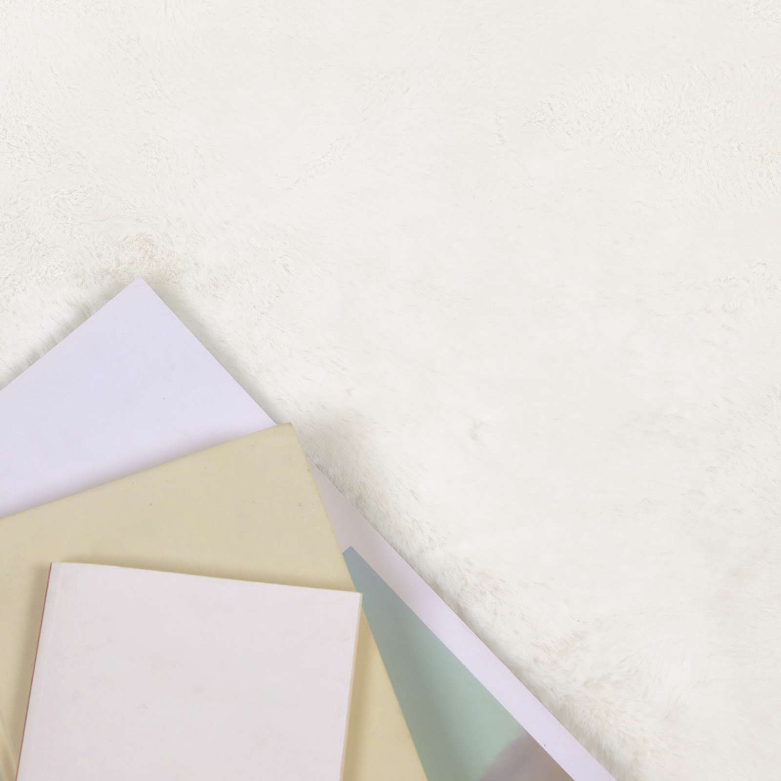 Αντιολισθητικό ψεύτικο χαλί από κουνελιού Olite Κρεμ - Pakobazaar