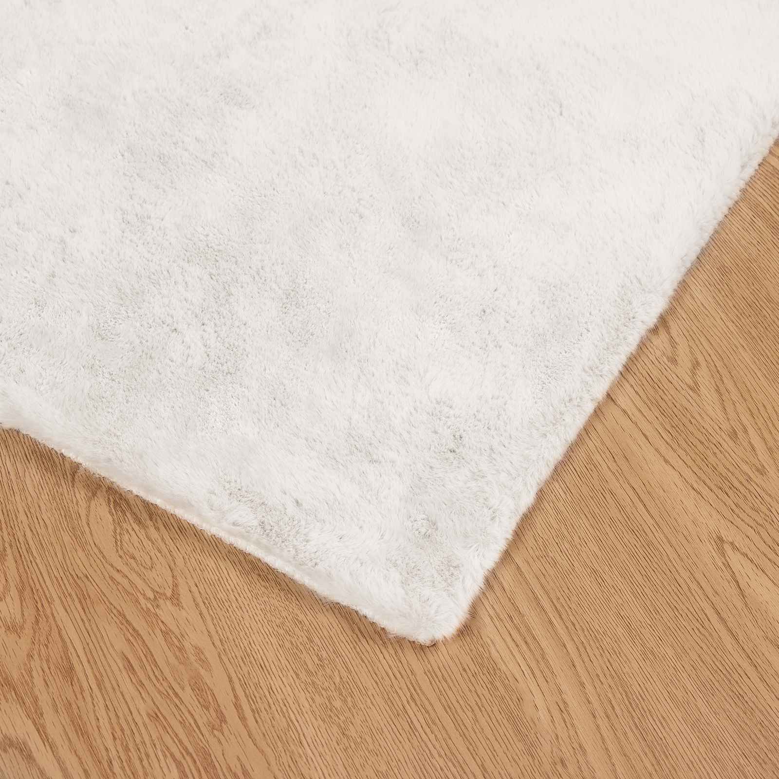 Αντιολισθητικό ψεύτικο χαλί από κουνελιού Olite Κρεμ - Pakobazaar