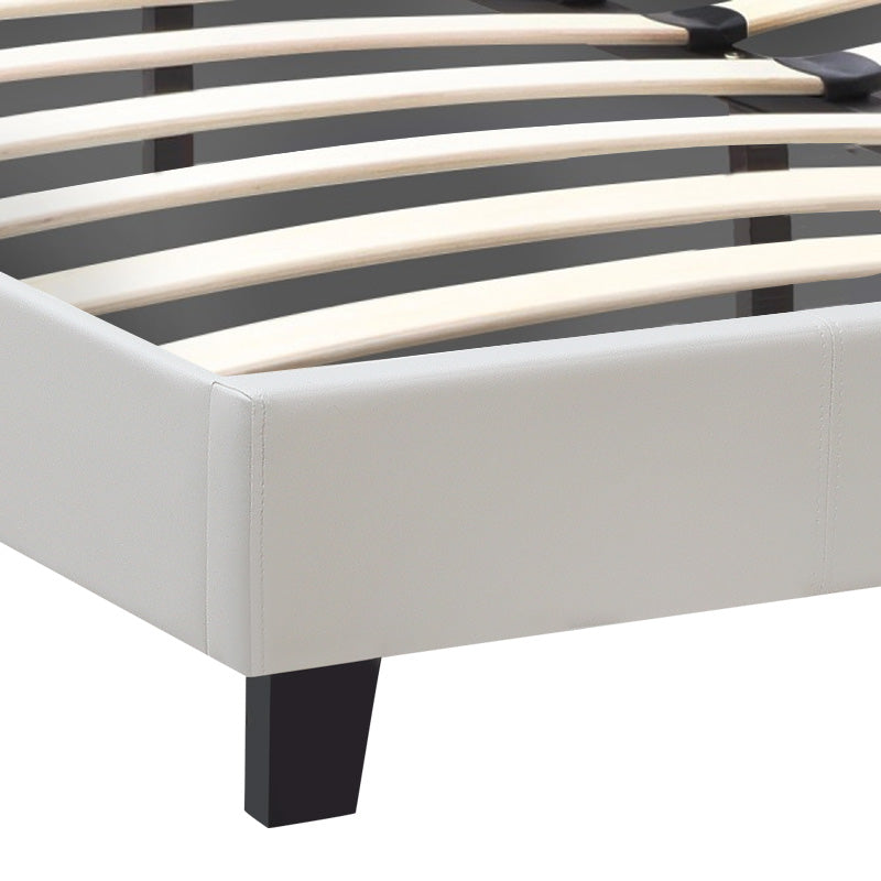 Κρεβάτι Sissy  από τεχνόδερμα χρώμα λευκό 160x200εκ.