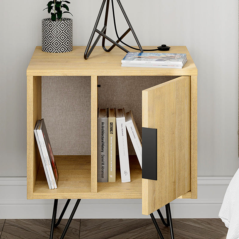 Κομοδίνο Glynn  χρώμα sapphire oak 50,2x44,6x60εκ.