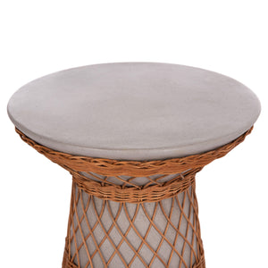 ΒΟΗΘΗΤΙΚΟ ΤΡΑΠΕΖΙ ΣΤΡΟΓΓΥΛΟ DELIA HM18167.03 FIBER CEMENT ΓΚΡΙ & RATTAN Φ40x45Υεκ - Pakobazaar