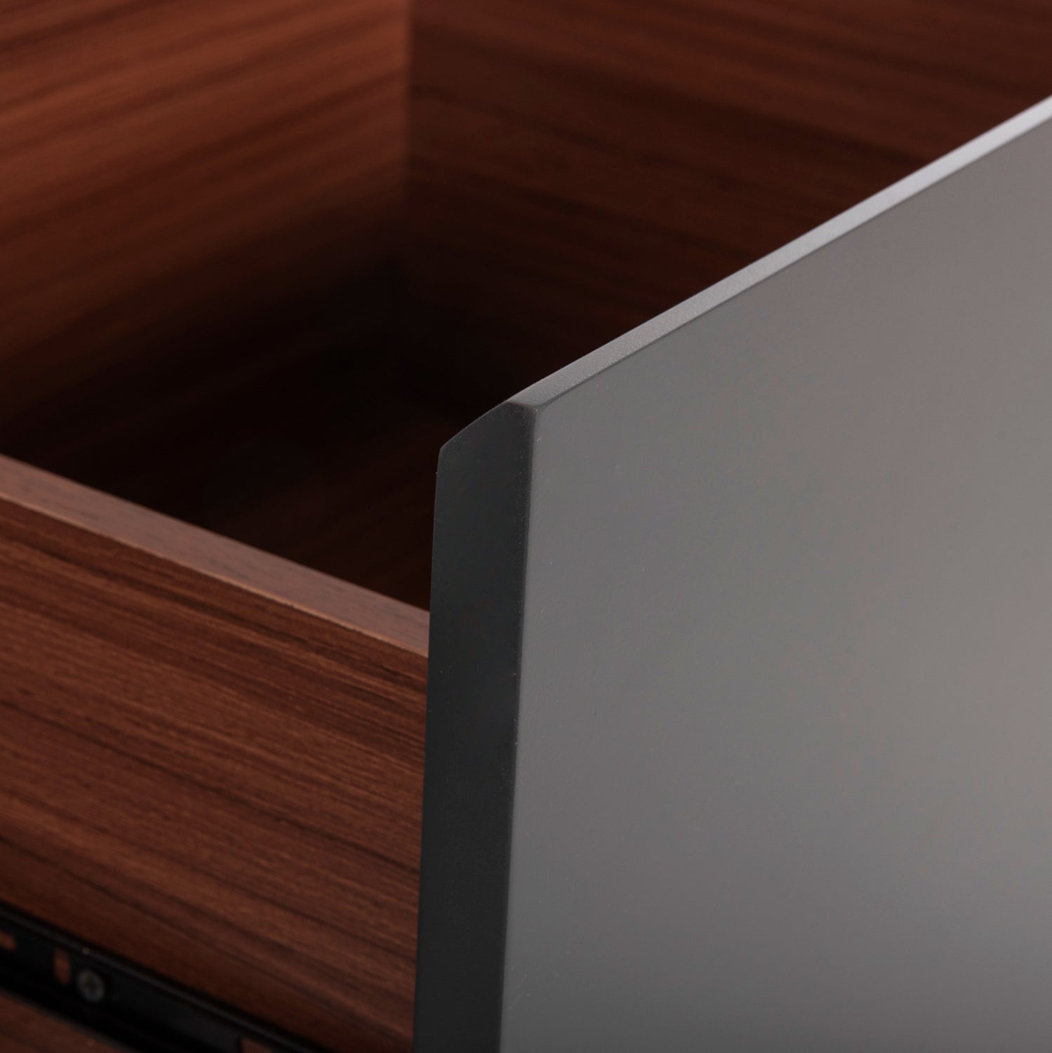 ΕΠΙΠΛΟ ΤΗΛΕΟΡΑΣΗΣ HUDSON HM9748 MDF ΚΑΠΛΑΜΑΣ ΚΑΡΥΔΙΑΣ ΚΑΡΥΔΙ&ΣΚΟΥΡΟ ΓΚΡΙ 180x40x50Υ - Pakobazaar