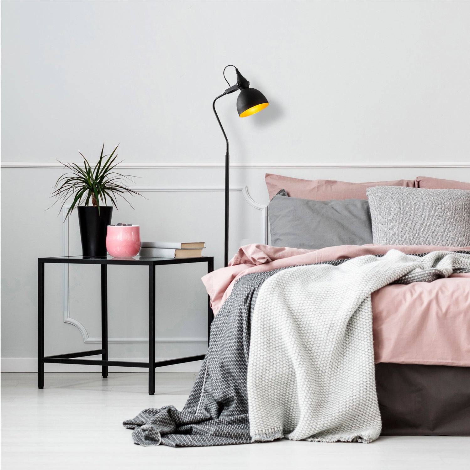 ΦΩΤΙΣΤΙΚΟ ΔΑΠΕΔΟΥ ΜΕΤΑΛΛΙΚΟ ΜΑΥΡΟ HM7342 35x30x183 εκ. - Pakobazaar