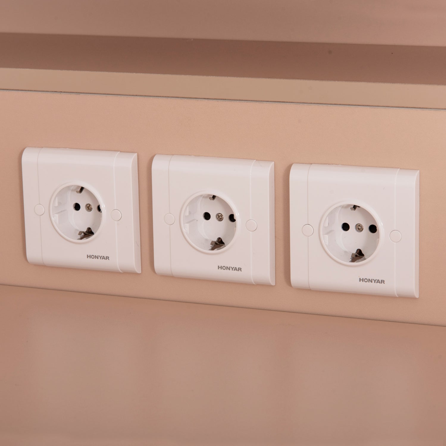 ΓΡΑΦΕΙΟ ΥΠΟΔΟΧΗΣ DALTON HM2068.02 ΜΕΛΑΜΙΝΗ ΣΕ SONAMA-ΜΠΕΖ 240x80x106Υεκ. - Pakobazaar