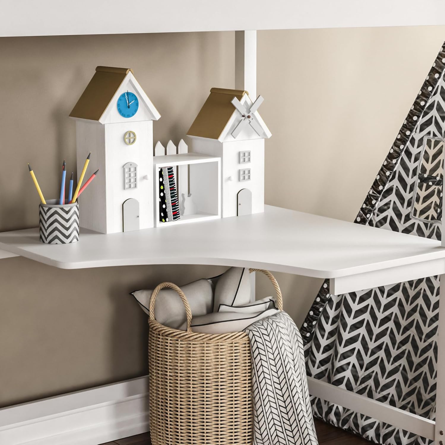 ΠΑΙΔΙΚΟ ΚΡΕΒΑΤΙ ΚΟΥΚΕΤΑ ΜΕ ΓΡΑΦΕΙΟ AKRON HM702.03 ΞΥΛΟ ΠΕΥΚΟΥ ΛΕΥΚΟ-ΣΤΡΩΜΑ 90x190εκ - Pakobazaar