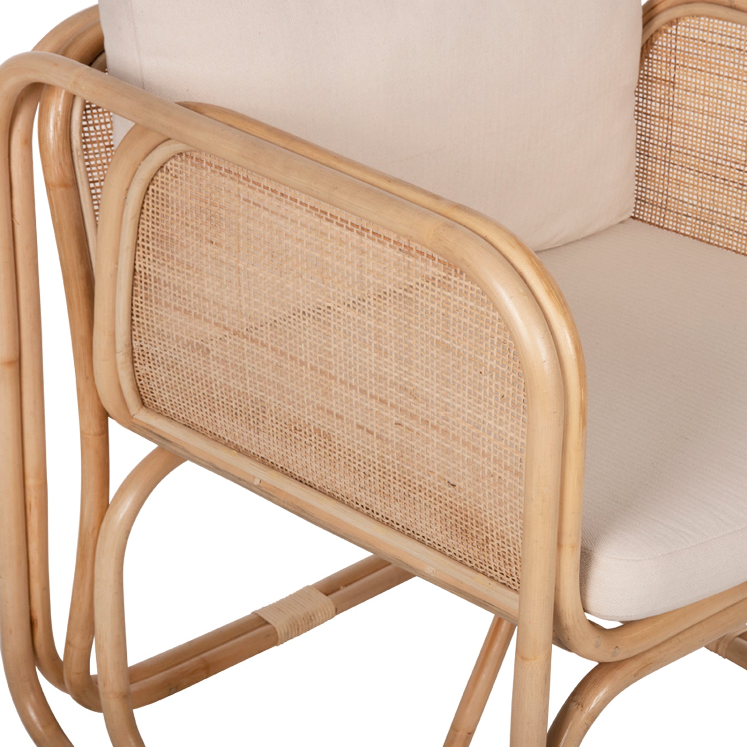 ΠΟΛΥΘΡΟΝΑ WENDY HM9816 RATTAN ΣΕ ΦΥΣΙΚΟ ΧΡΩΜΑ-ΛΕΥΚΑ ΜΑΞΙΛΑΡΙΑ 73x72x84Yεκ. - Pakobazaar