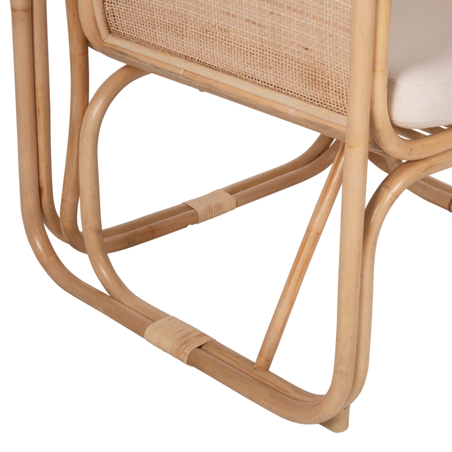 ΠΟΛΥΘΡΟΝΑ WENDY HM9816 RATTAN ΣΕ ΦΥΣΙΚΟ ΧΡΩΜΑ-ΛΕΥΚΑ ΜΑΞΙΛΑΡΙΑ 73x72x84Yεκ. - Pakobazaar