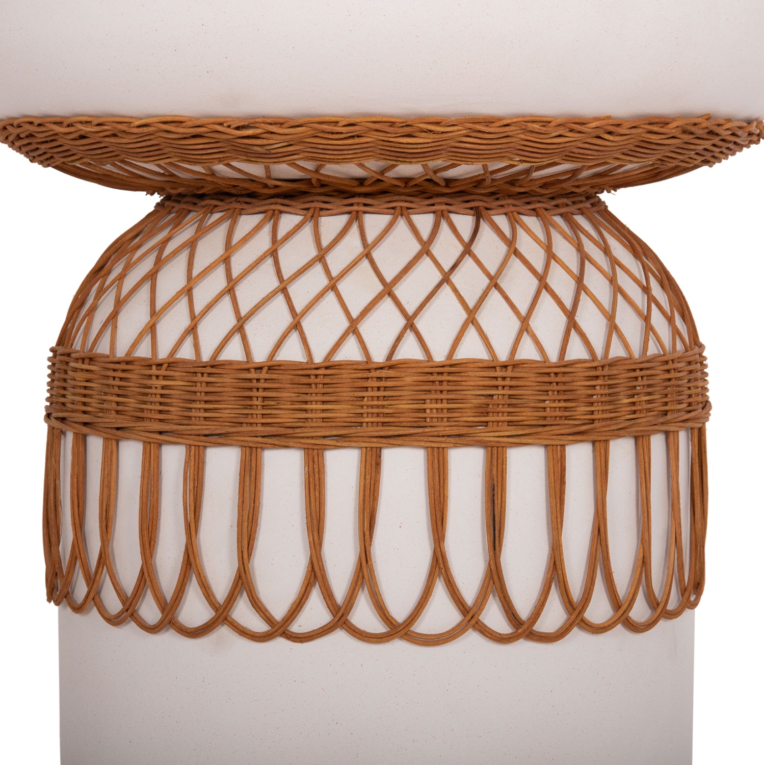 ΒΟΗΘΗΤΙΚΟ ΤΡΑΠΕΖΙ PRILEP HM18159.02 FIBER CEMENT ΛΕΥΚΟ & RATTAN--Φ60x76,5Υεκ - Pakobazaar