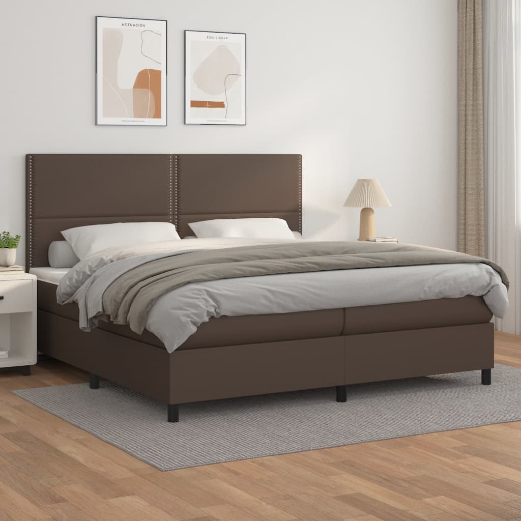 Boxspringbett mit Matratze Braun 200x200 cm Kunstleder